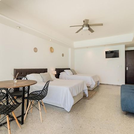 *Turquoise Escape- Beachfront Studio By Casa Paraiso* 坎昆 外观 照片