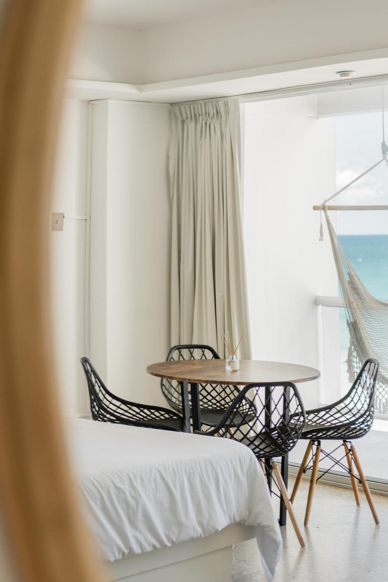 *Turquoise Escape- Beachfront Studio By Casa Paraiso* 坎昆 外观 照片
